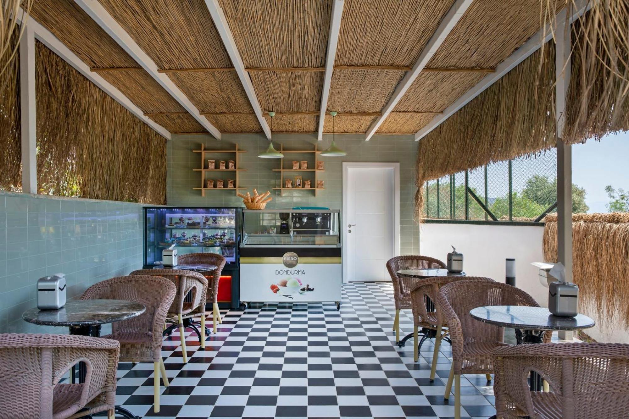 Holiday Inn Resort Bodrum By Ihg Bagian luar foto