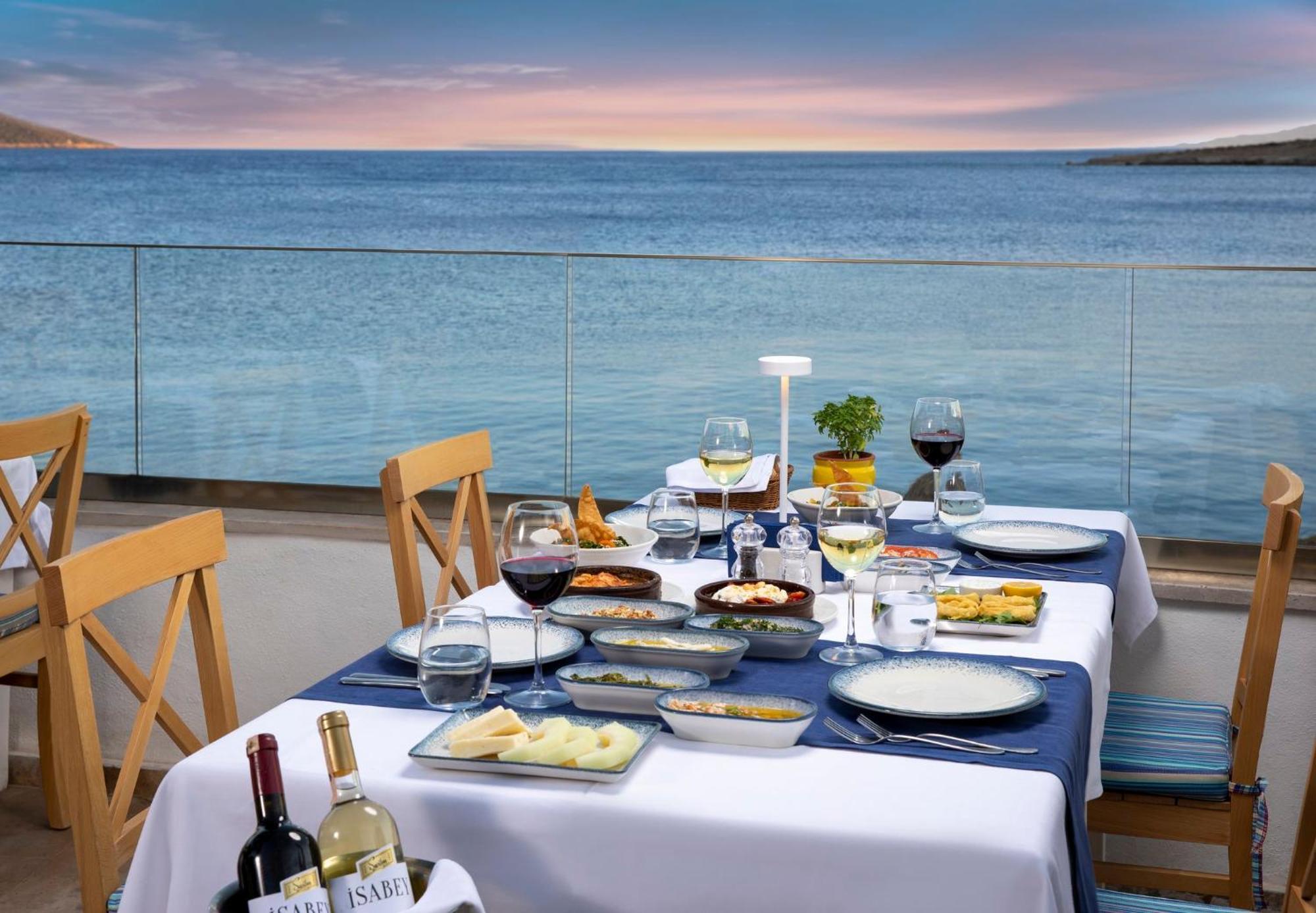 Holiday Inn Resort Bodrum By Ihg Bagian luar foto