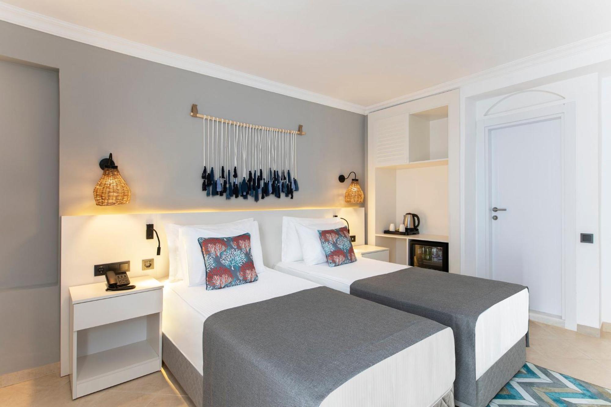Holiday Inn Resort Bodrum By Ihg Bagian luar foto